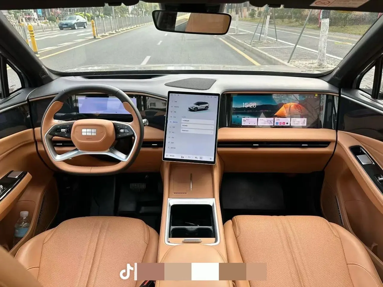 Geely Galaxy 2024 L7 1.5T Longteng Edition 115km PLUS Automatic Gear 4