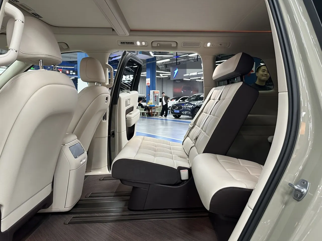 MI 2026 Pengcheng N90 Max Discovery Edition 5-seat Automatic Gear 7