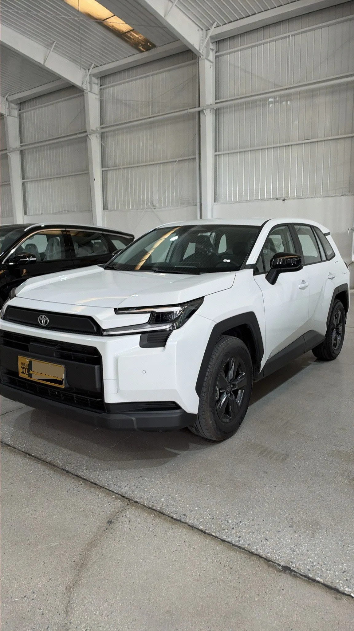 Открыть галерею: Toyota 2026 RAV4 Rongfang Double Engine 2.0 Stepless Two-Drive Elite Automatic Gear