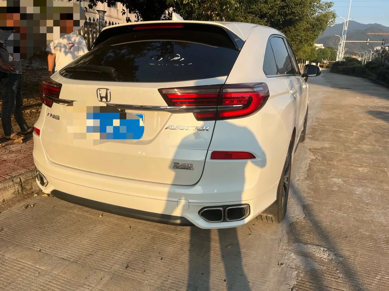 Honda 2020 Crown Road 1.5T Stepless 240TURBO Two-Drive Comfortable Edition Automatic Gear 4