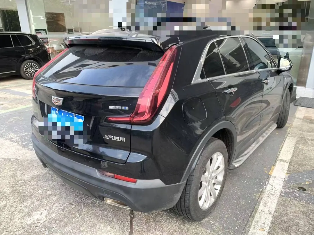 Cadillac 2022 XT4 48V 2.0T 28T Two-Drive Fashion Automatic Gear 4