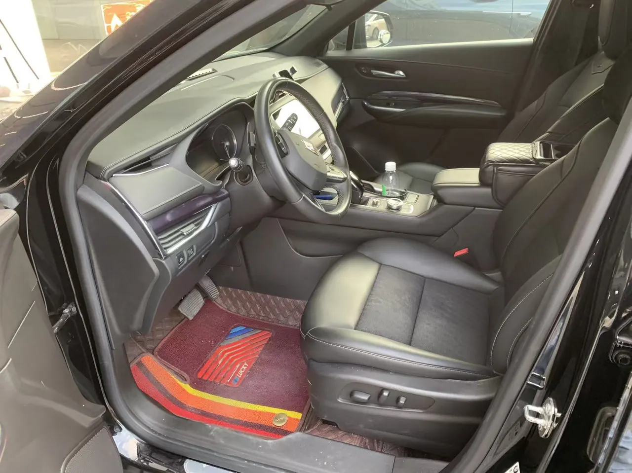 Cadillac 2022 XT4 48V 2.0T 28T Two-Drive Fashion Automatic Gear 5