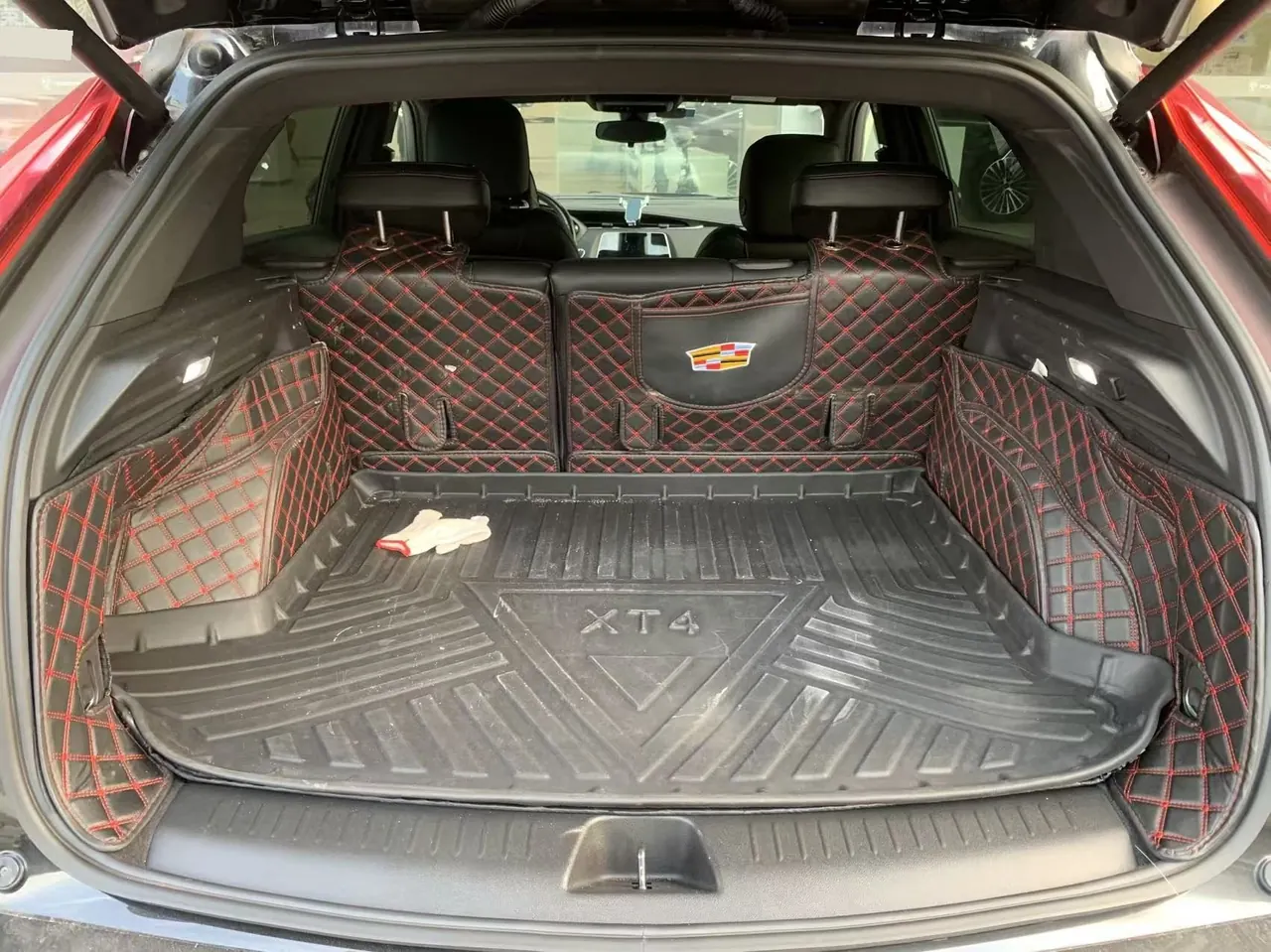 Cadillac 2022 XT4 48V 2.0T 28T Two-Drive Fashion Automatic Gear 6