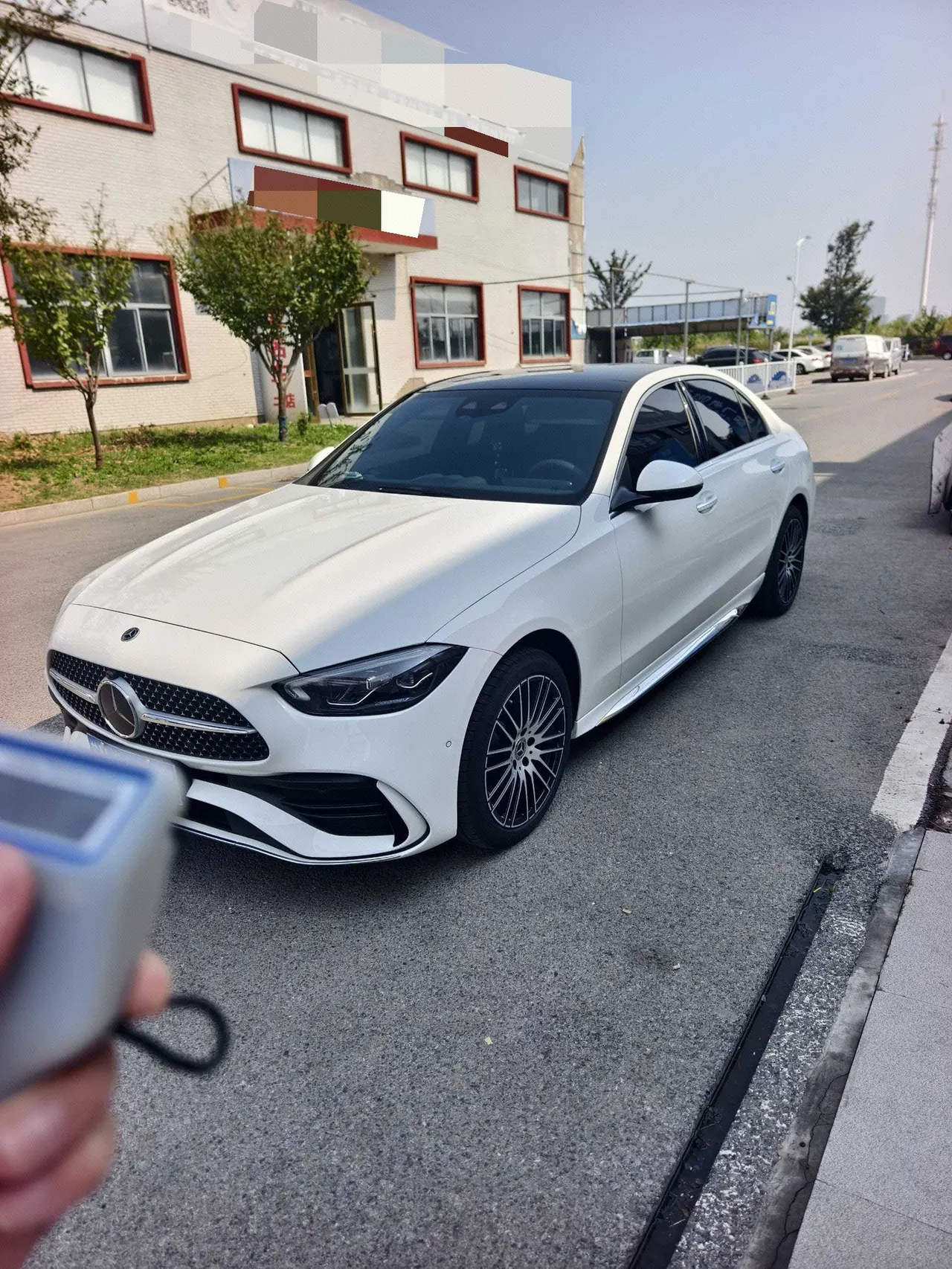 Open image lightbox: Mercedes Benz Class C 2026 C 260 L 48V 2.0T Sports Edition Automatic Gear