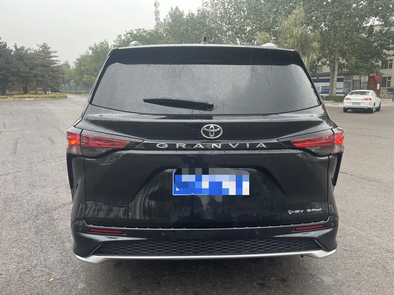 Toyota 2026 Grevia HYBRID 2.5 Stepless Zunjue MAX Four-wheel Drive Automatic Gear 8
