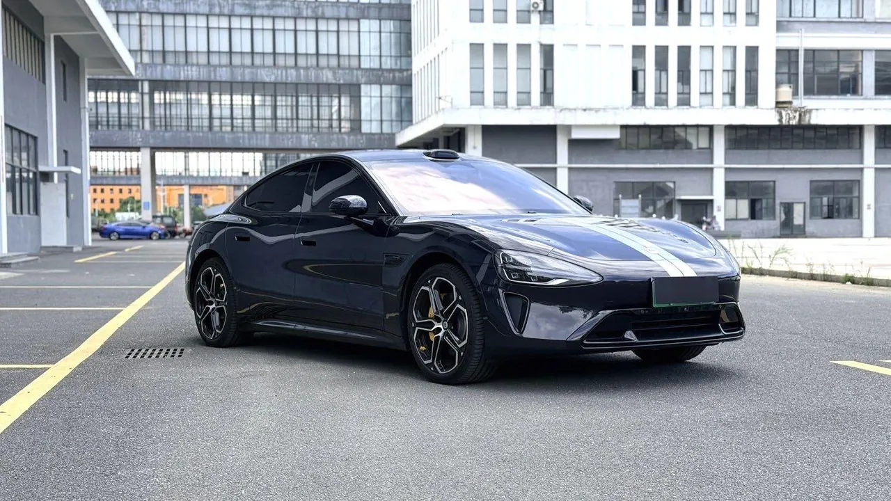 MI 2024 SU 7 830km Rear Drive Ultra Long Endurance High-end Smart Drive Pro Edition Automatic Gear 3