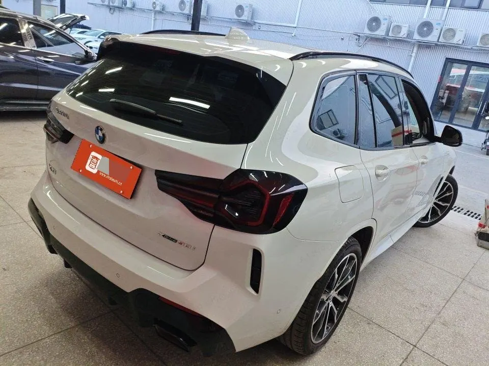 BMW 2023 X3 xDrive30i 2.0T Leading M Obsidian Night Suit Automatic Gear 2