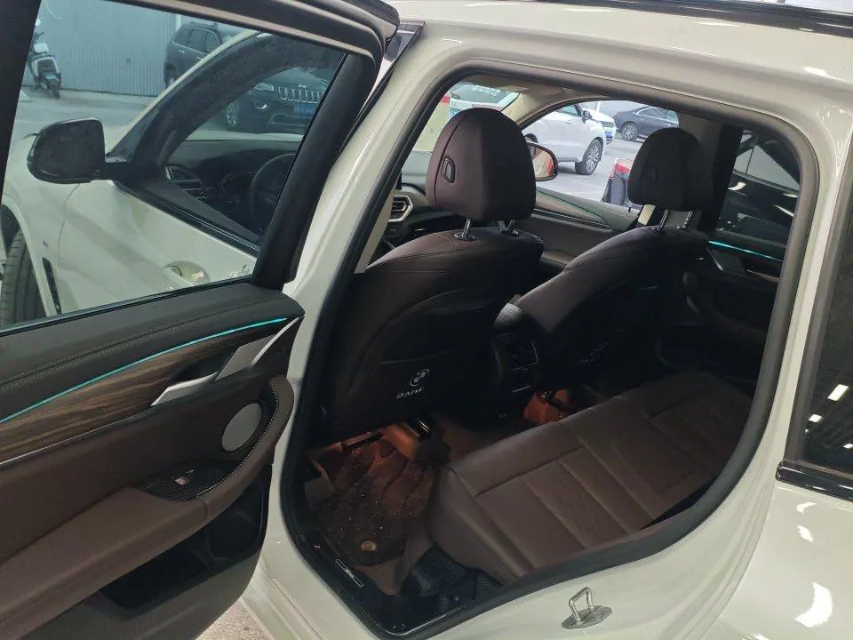 BMW 2023 X3 xDrive30i 2.0T Leading M Obsidian Night Suit Automatic Gear 6