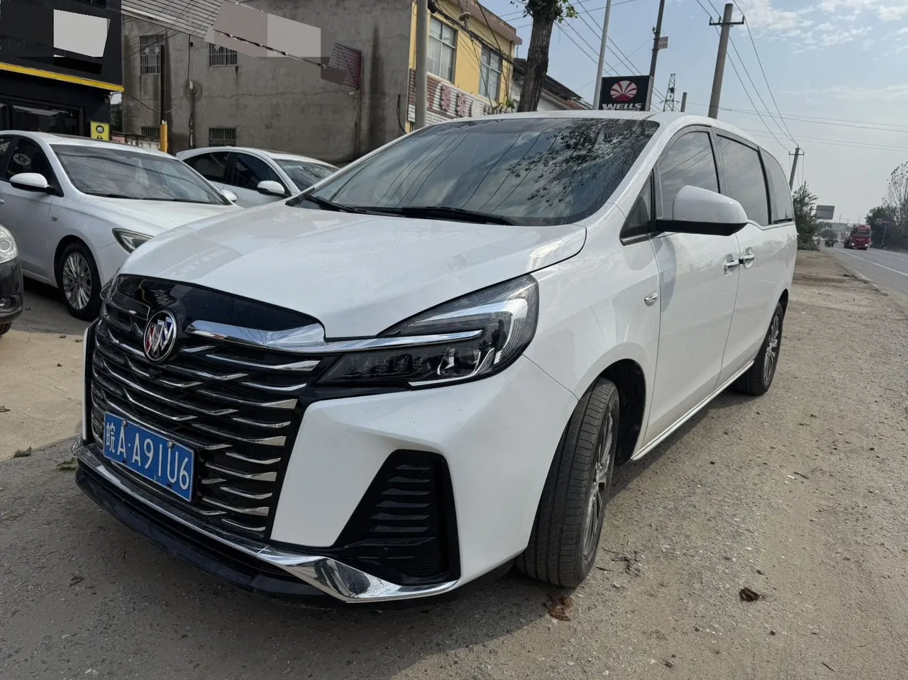 Open image lightbox: Buick 2023 GL8 Land Business Class 48V 2.0T 652T Luxury Automatic Gear