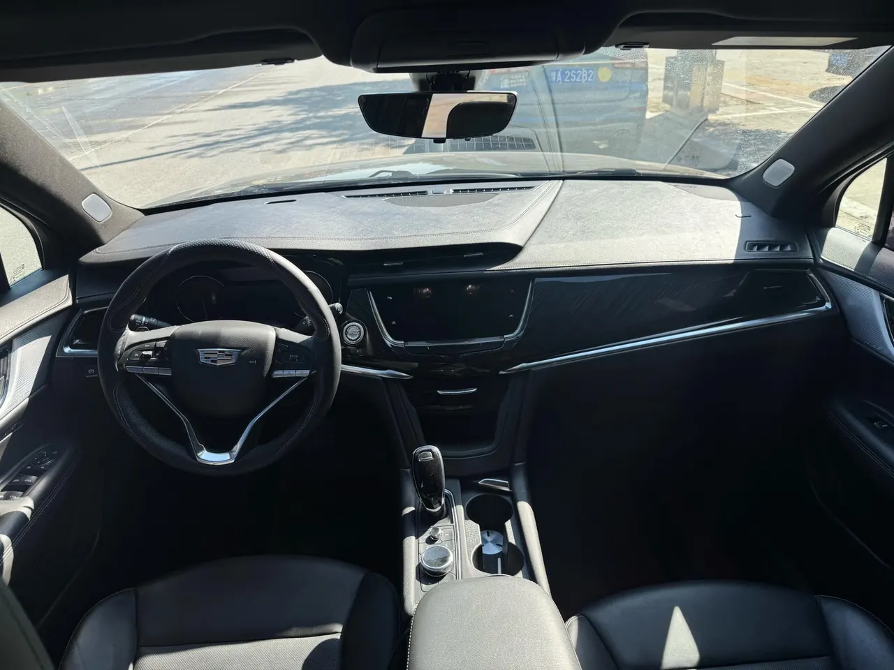 Cadillac 2022 XT6 48V 2.0T 6-seat four-wheel drive luxury automatic gear 6