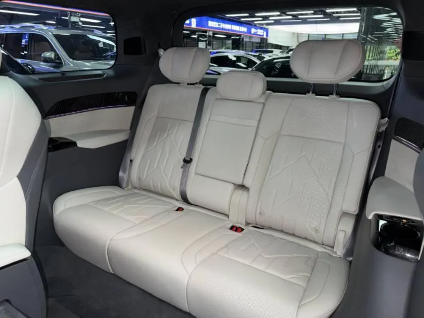 Zeekr 2024 Zeekr 009 seven-seat aisle version four-wheel drive 108kWh automatic gear 7