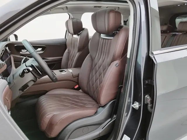 Xingtu 2024 Lanyue 2.0T 400T International Edition Four-wheel Drive Xingzun 7-seat Automatic Gear 16