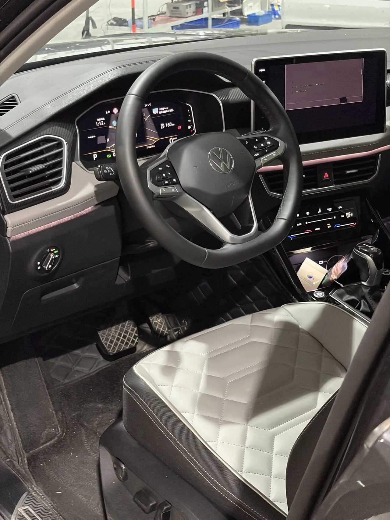 Volkswagen 2024 Tanyue 1.5TSI 300TSI Two-Drive Luxury Plus Advanced Edition Automatic Gear 4