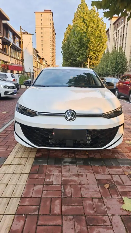 Volkswagen 2026 Lavida Pro 1.5TSI 300TSI Star 6 Million Edition Automatic Gear 2