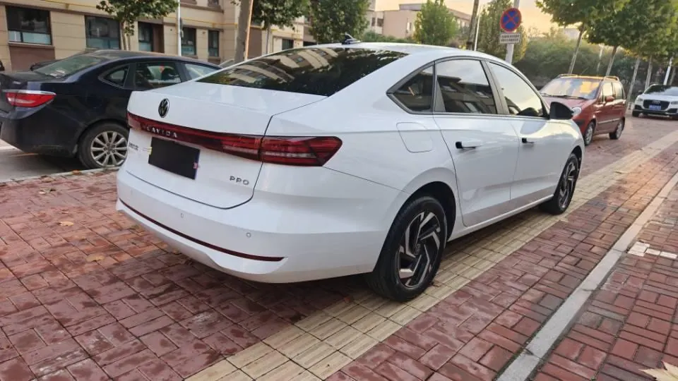 Volkswagen 2026 Lavida Pro 1.5TSI 300TSI Star 6 Million Edition Automatic Gear 4