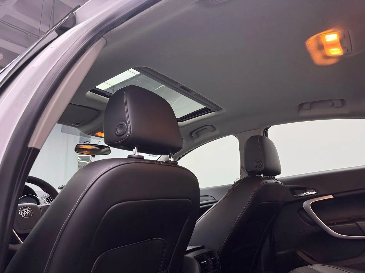ChangAn 2022 UNI-V 1.5T honorable automatic gear 10