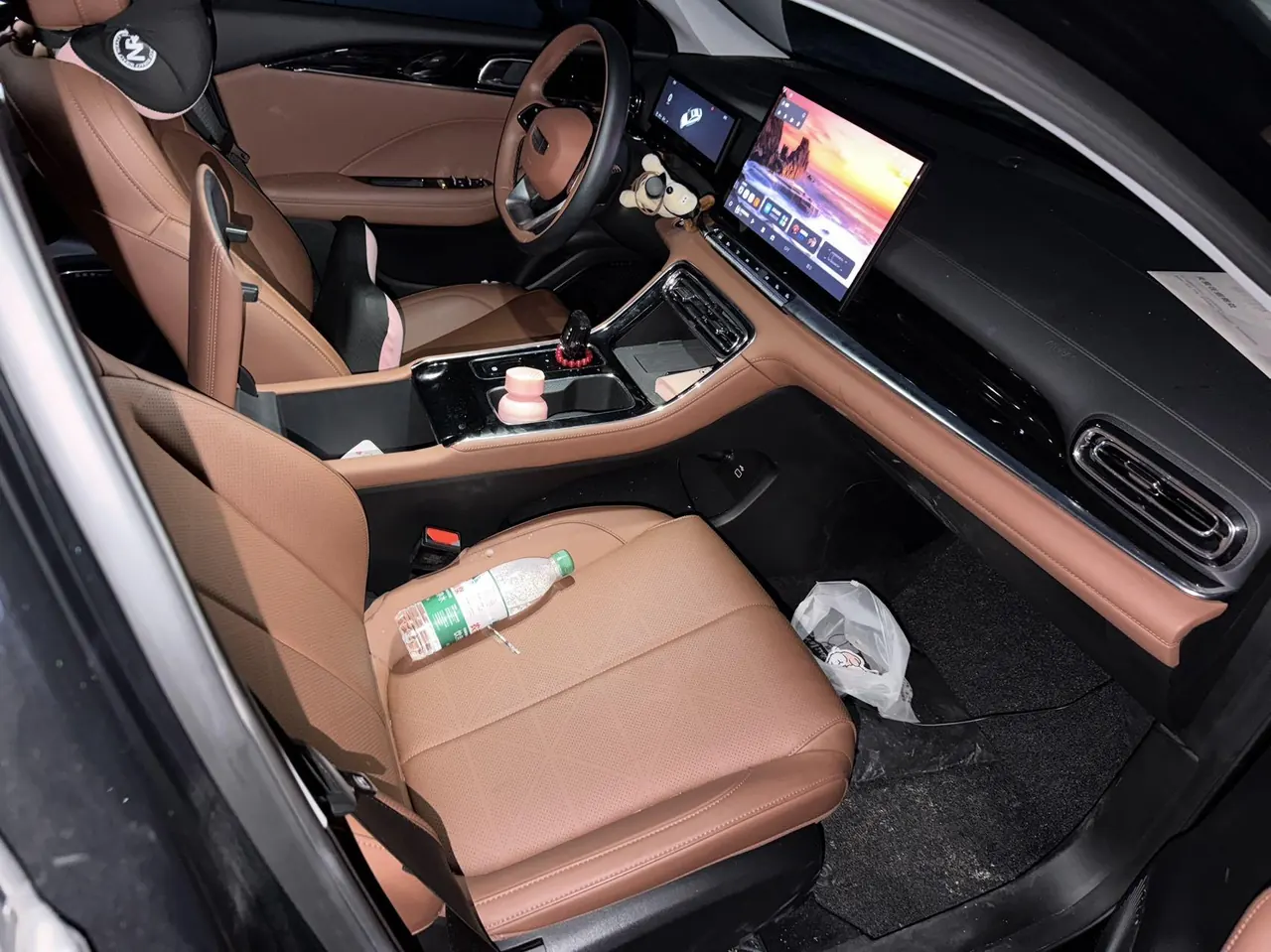 Geely 2026 emgrand -3-compartment 1.5T honorable automatic gear 6