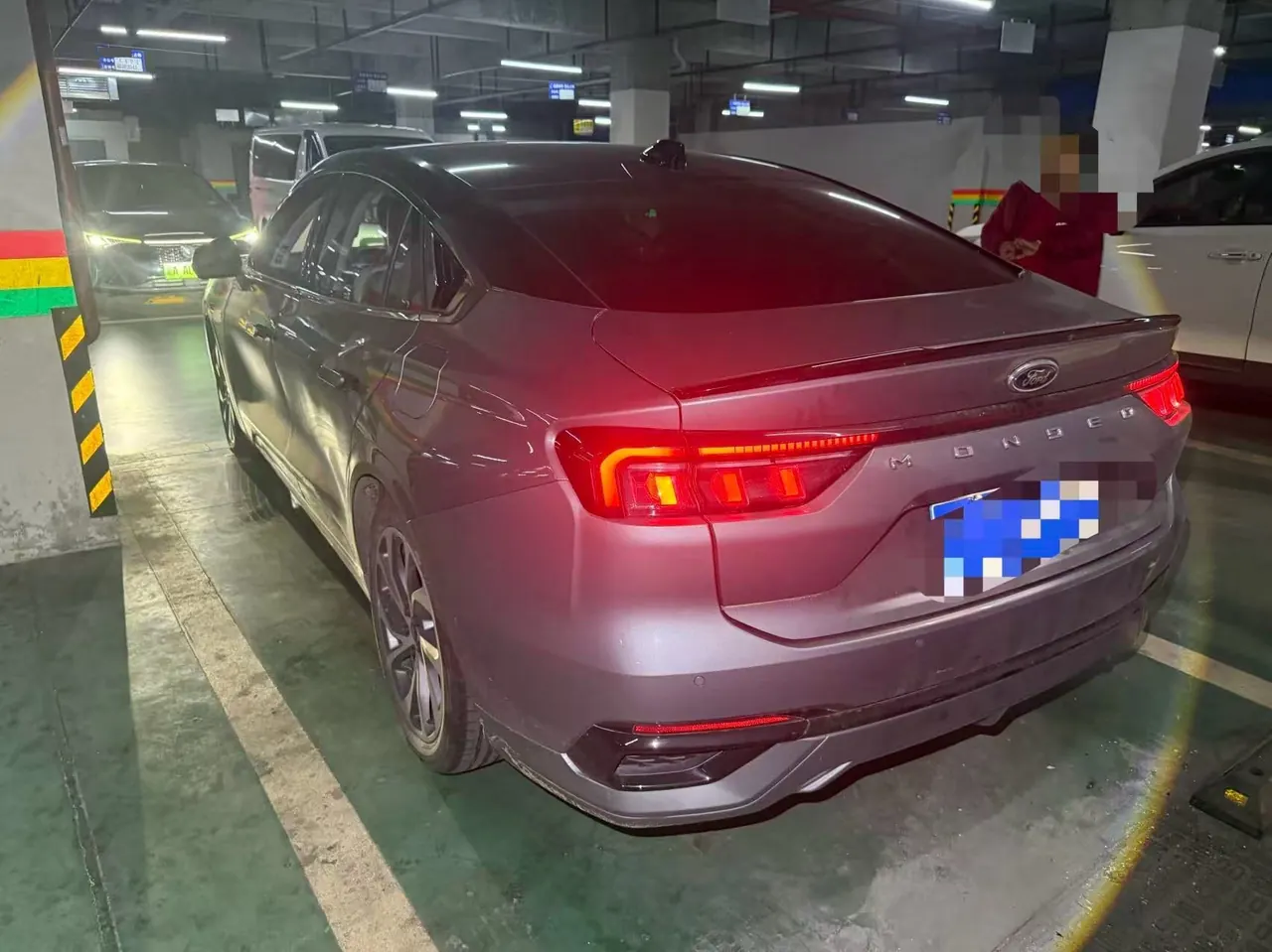 Ford 2022 Mondeo 2.0T EcoBoost 245 Extreme (Modified) Automatic Gear 3