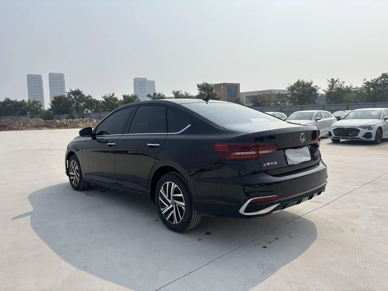 Volkswagen 2024 LaVida 1.5 Star 5 Million Edition Automatic Gear 6