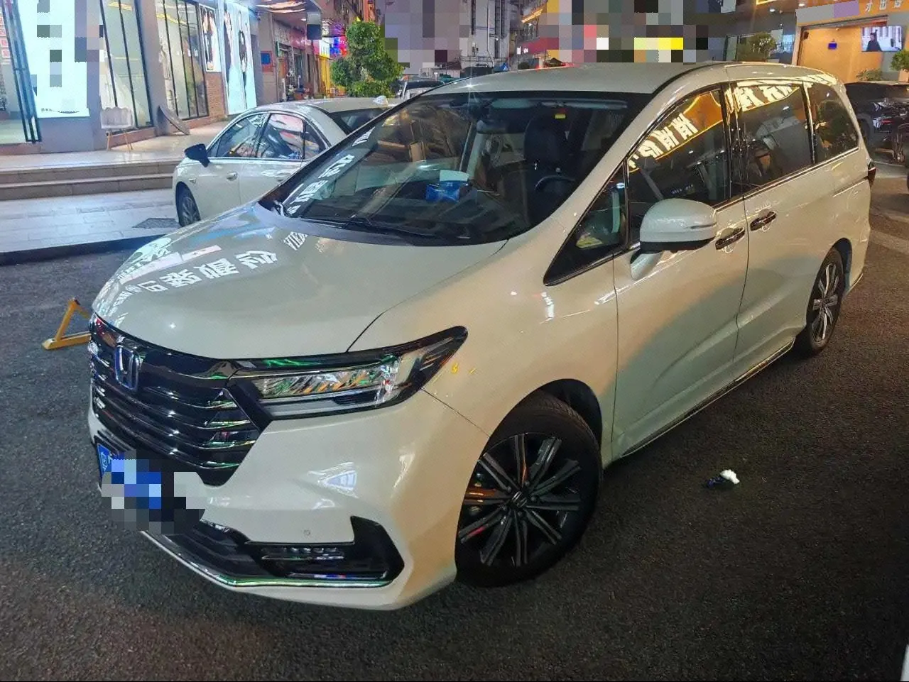 打开图片灯箱:Honda 2024 Odyssey Hybrid 2.0 Stepless Sharp and Pleasant Edition Automatic Gear