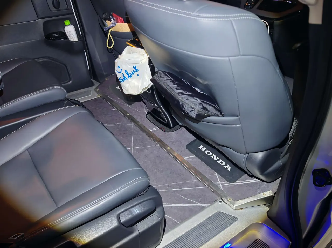 Honda 2024 Odyssey Hybrid 2.0 Stepless Sharp and Pleasant Edition Automatic Gear 12