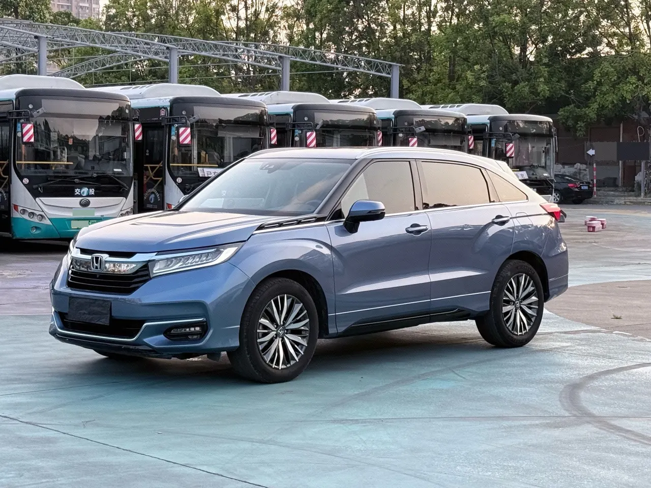 Открыть галерею: Honda 2020 Crown Road 2.0T 370TURBO Four-wheel Drive Extreme Edition Automatic Gear