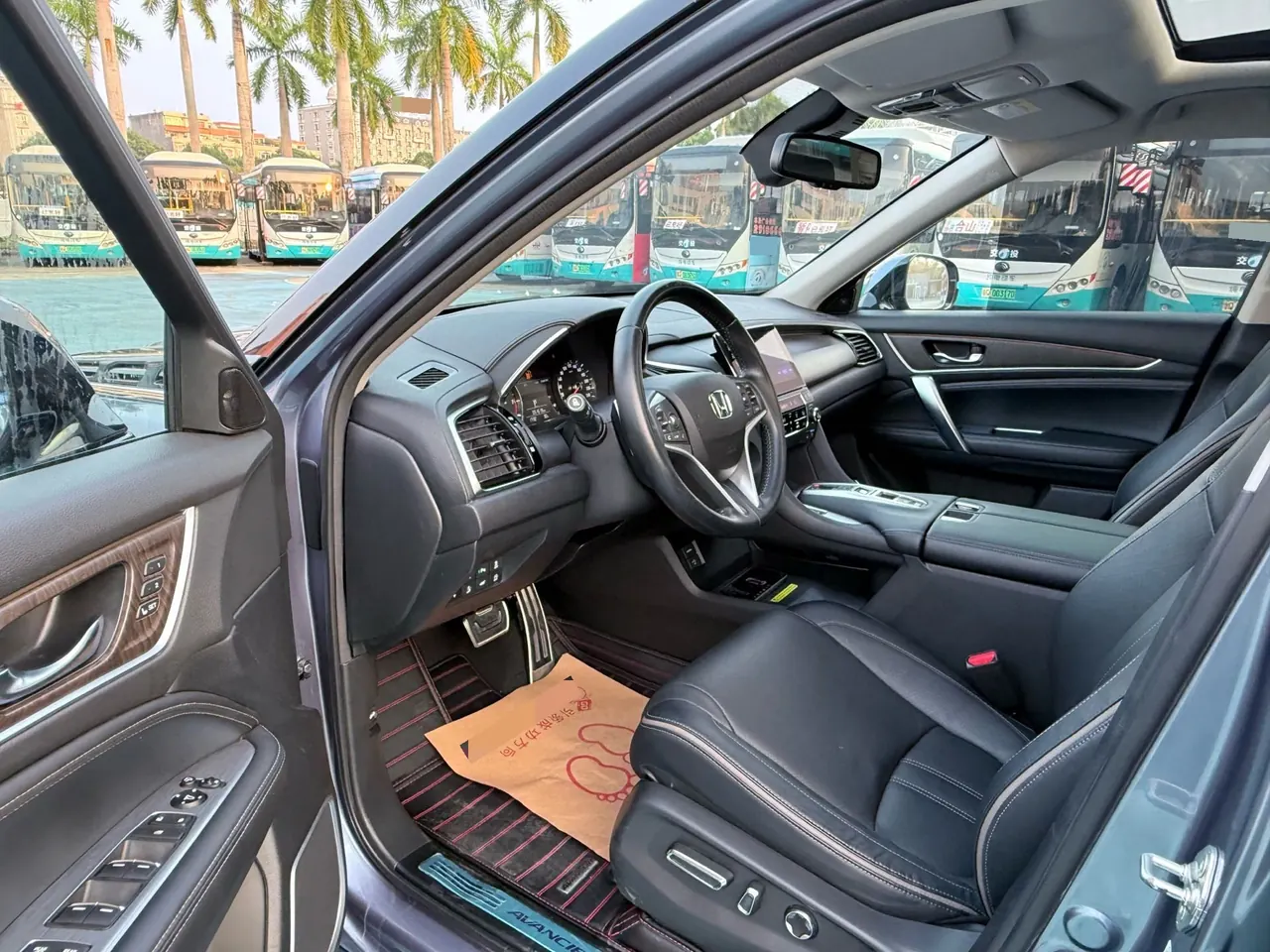 Honda 2020 Crown Road 2.0T 370TURBO Four-wheel Drive Extreme Edition Automatic Gear 8