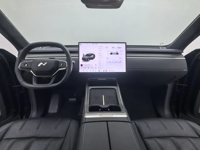 ONVO 2025 L90 Ultra Six‑Seater Automatic 14