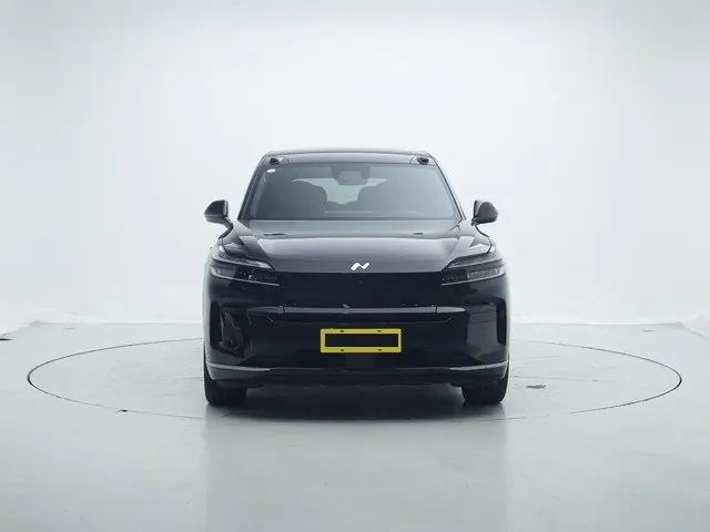 ONVO 2025 L90 Ultra Six‑Seater Automatic 2
