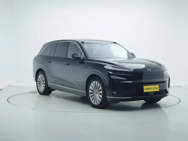 ONVO 2025 L90 Ultra Six‑Seater Automatic 3