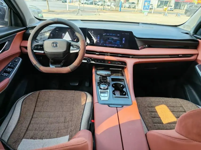 ChangAn 2025 CS75 PLUS 1.5T Champion Edition Jinhang Automatic Gear 6