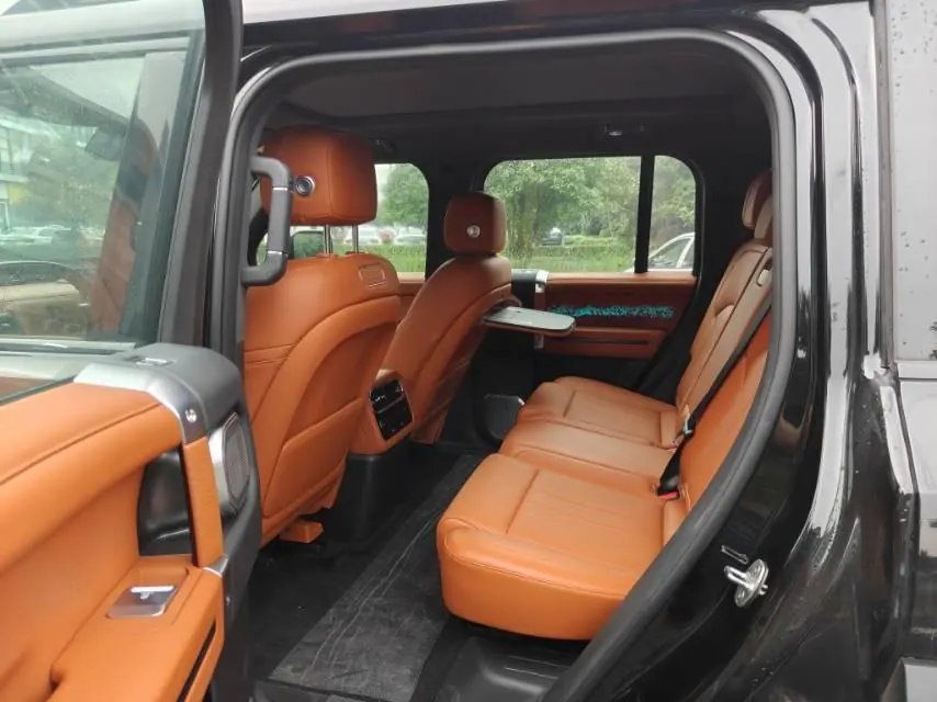 Vertical and horizontal 2025 G700 CDM-O 2.0T Wild Edition 5-seat automatic gear 5