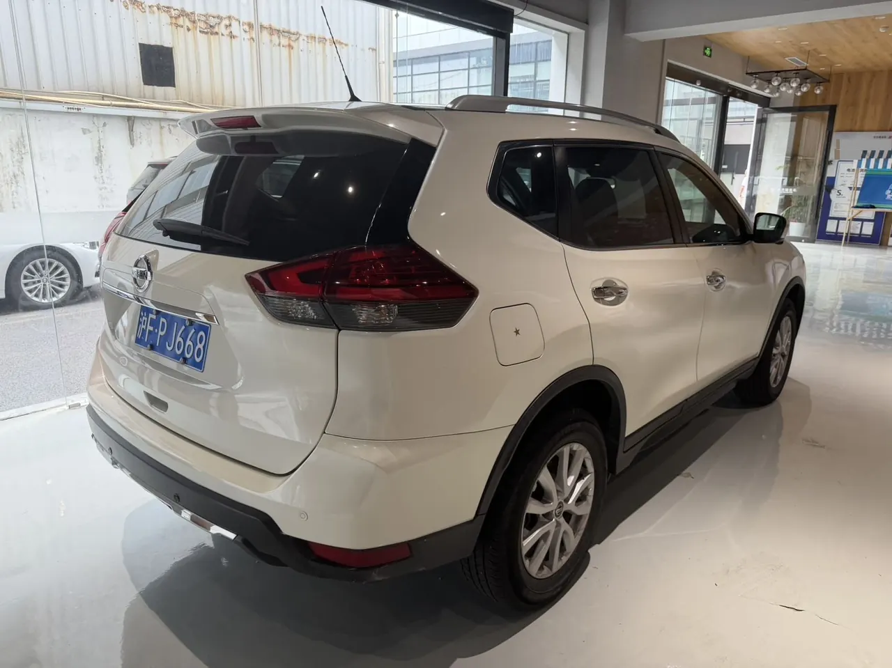 Nissan 2020 Qijun 2.0 stepless XL Premium two-wheel drive Zhilian exclusive version of automatic gear 7