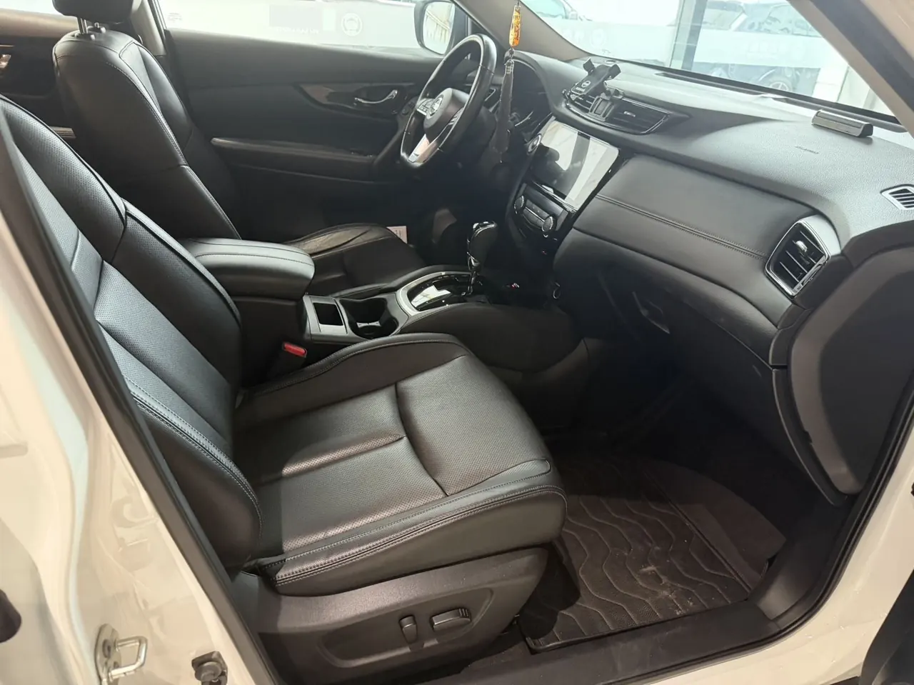 Nissan 2020 Qijun 2.0 stepless XL Premium two-wheel drive Zhilian exclusive version of automatic gear 8