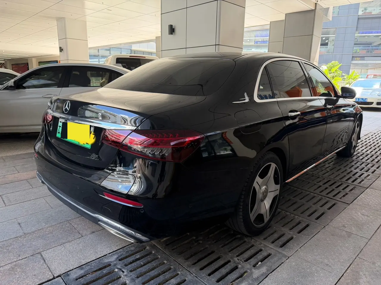 Mercedes Benz Class E New Energy 2023 E 350 e L 2.0T Automatic Gear 9