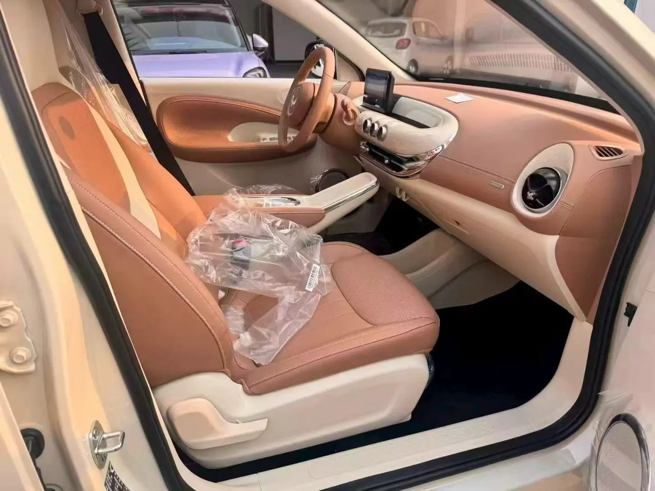 WuLing 2025 Plantronics 333km Enjoy Automatic Gear 2