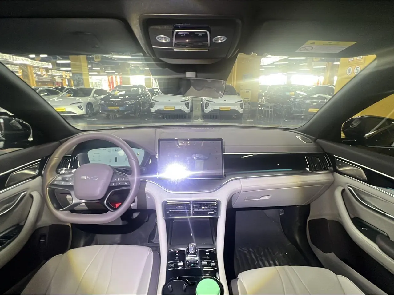 BYD Song PLUS New Energy 2025 Song PLUS DM-i 1.5 Stepless 112KM Honorable Automatic Gear 4