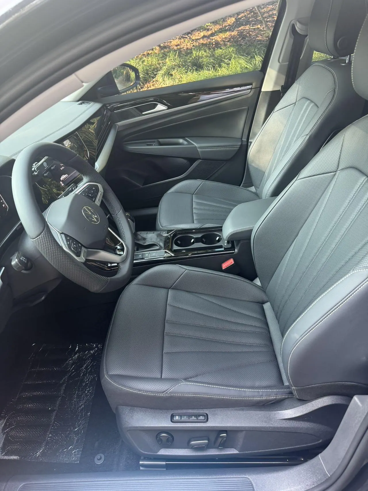 Volkswagen 2025 Passat 2.0TSI 330TSI outstanding star elite edition automatic gear 7