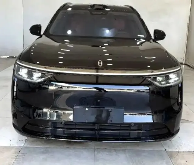 AITO 2025 AITO M8 Ultra 53.4kWh 5-seat automatic gear 2