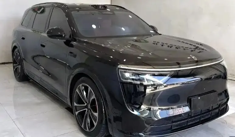 AITO 2025 AITO M8 Ultra 53.4kWh 5-seat automatic gear 3