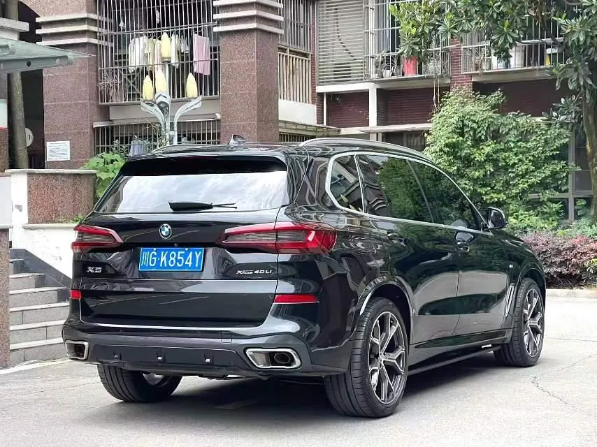 BMW 2022 X5 xDrive40Li 48V 3.0T M sports suit (modified) automatic gear 5