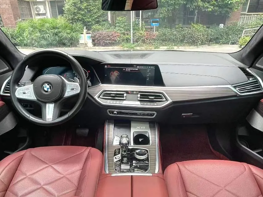 BMW 2022 X5 xDrive40Li 48V 3.0T M sports suit (modified) automatic gear 8