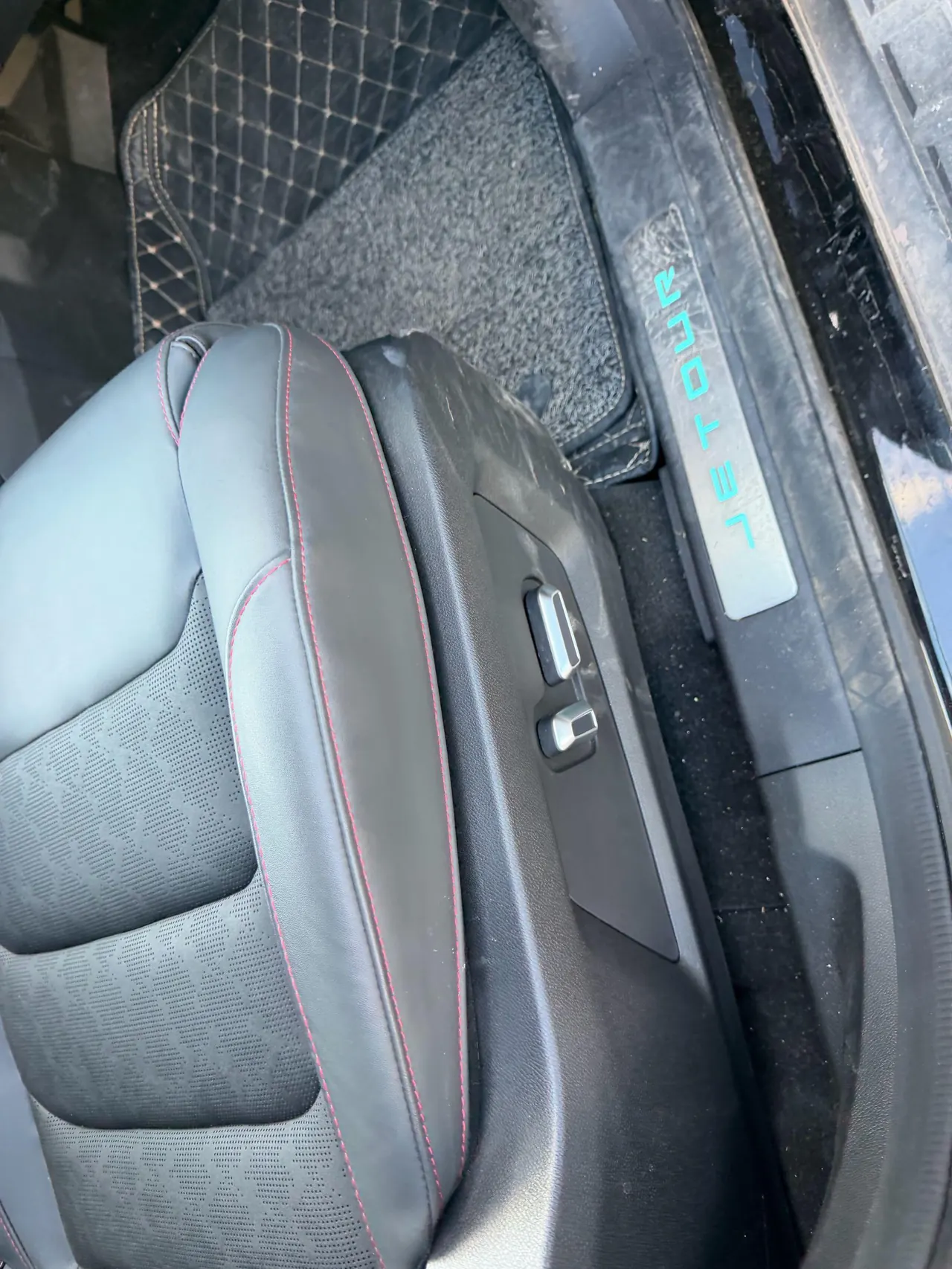 Jetour 2025 Traveler 2.0TD XWD Crossing Automatic 11