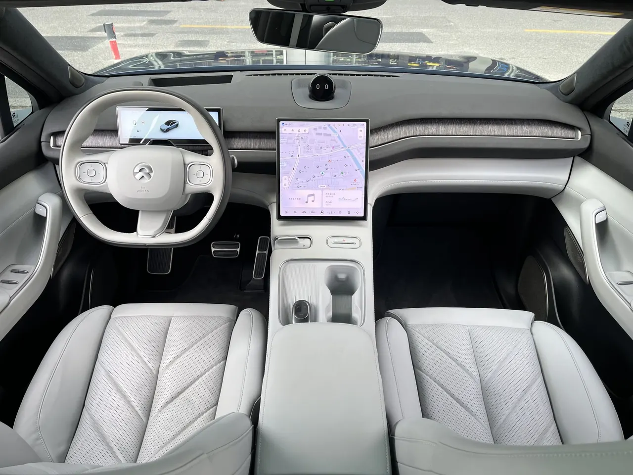 NIO 2023 EC 7 100kWh First Edition Automatic Gear 2