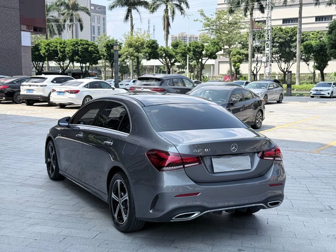 Mercedes Benz Class A 2022 A 200 L 1.3T Fashion (Change 3) Automatic 7