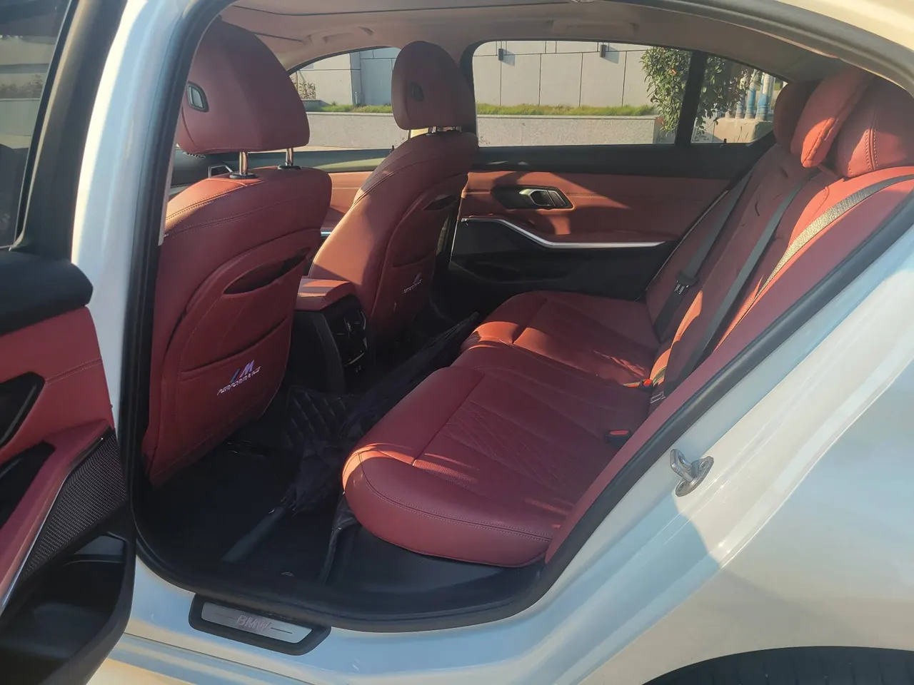 BMW 2025 i3 eDrive 35 L automatic gear 5