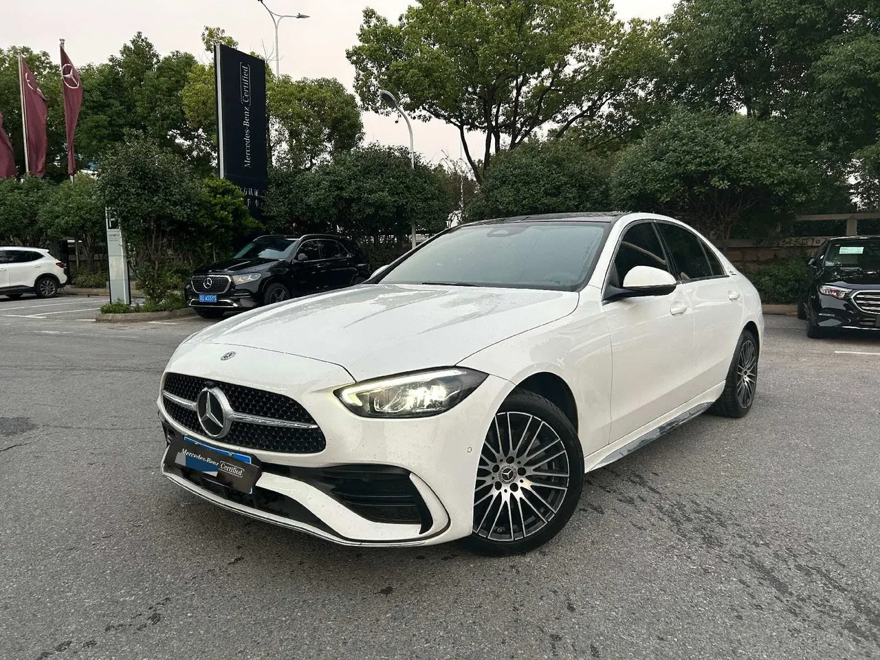 Открыть галерею: Mercedes Benz Class C 2024 C 260 L 48V 1.5T Sports Edition (Modified 3) Automatic Gear