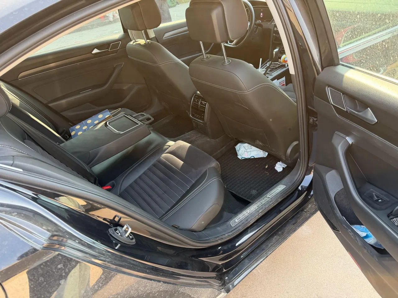 Volkswagen 2020 Magotan 2.0TSI 330TSI luxury automatic transmission 5
