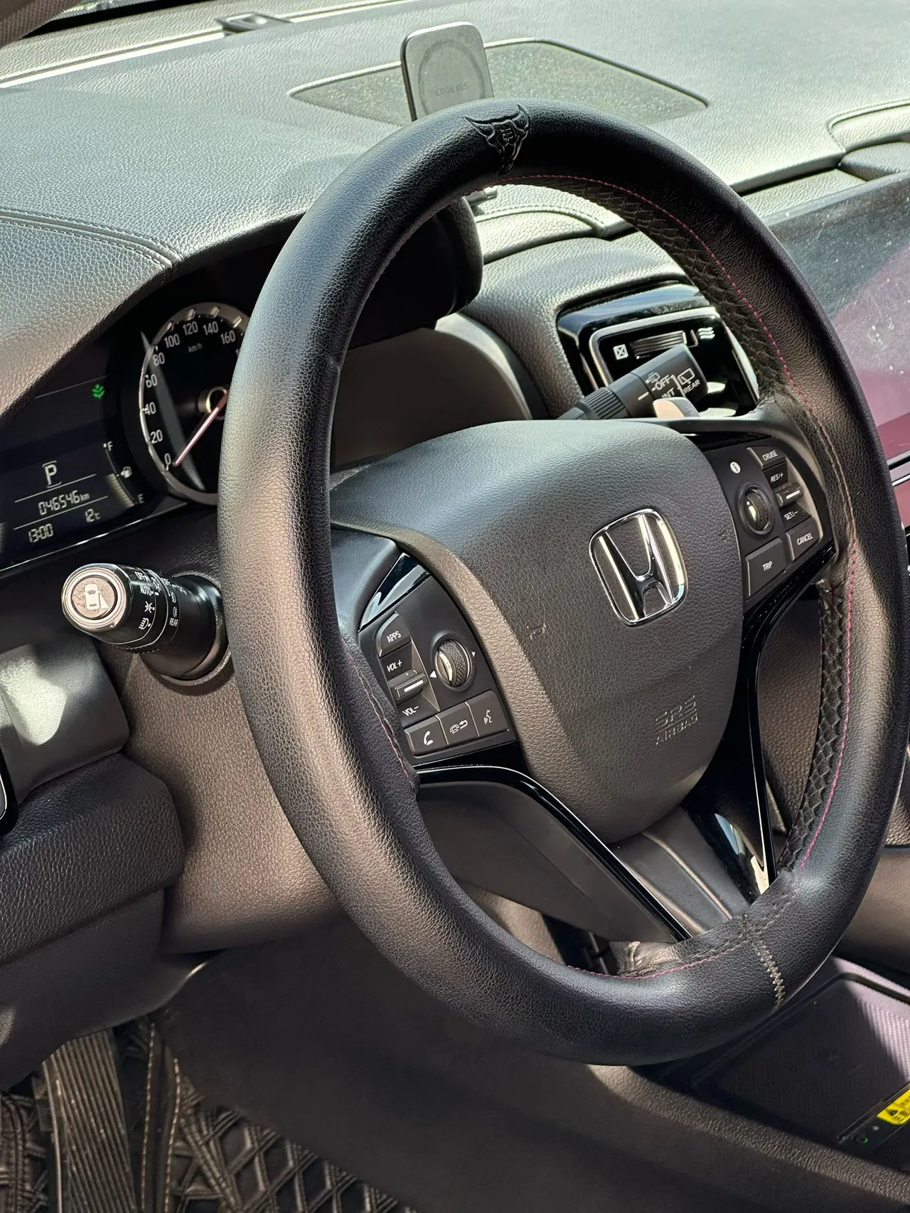 Honda 2020 UR-V 2.0T 370TURBO two-drive elegant version of automatic gear 4