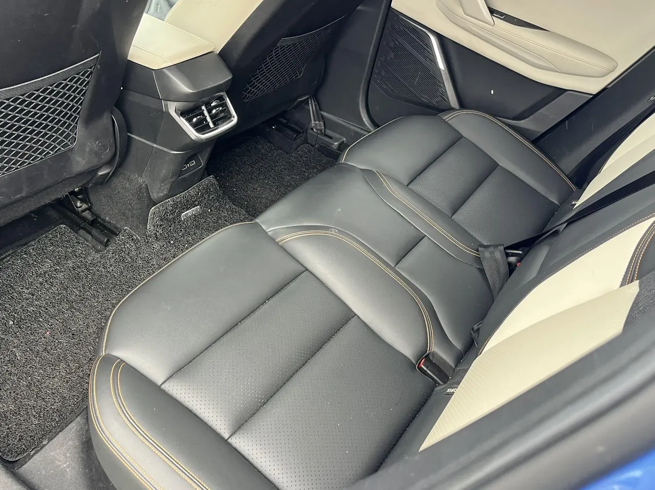 LYNK&amp;CO 2020 LYNK&amp;CO 06 PHEV 1.5TD Plus Automatic 7